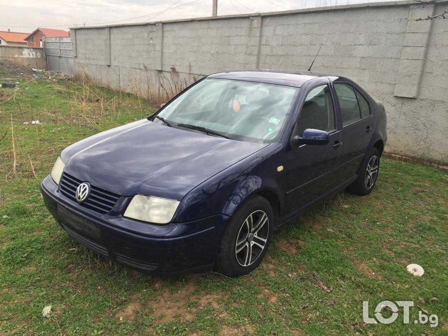 Volkswagen Bora, 1998г., 180000 км, 2990 лв.