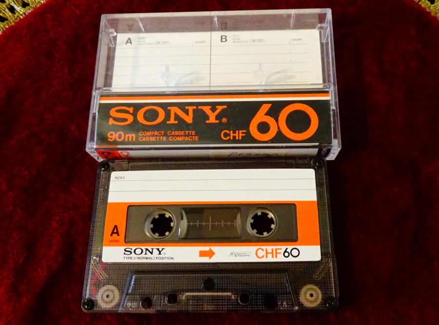 Sony Chf60 аудиокасета с избрана диско музика.