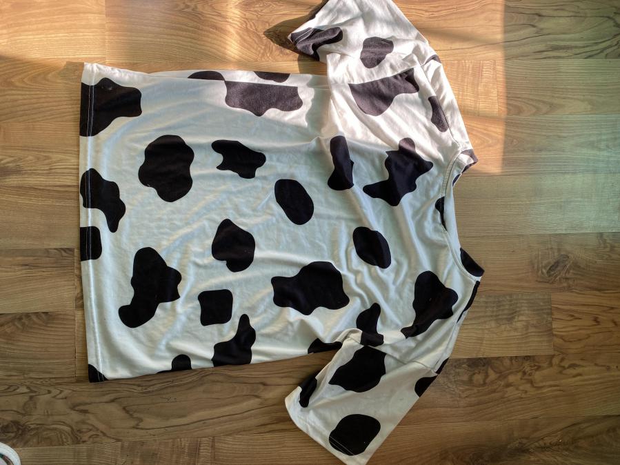 Дамска тениска с принт на крава