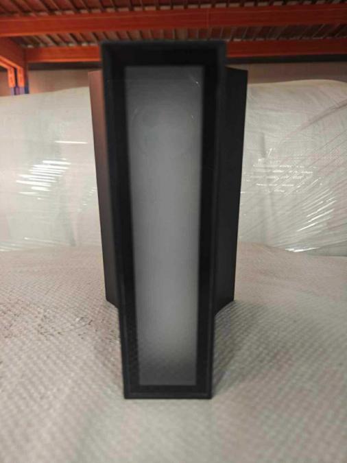 Висококачествена LED стенна лампа Luna Lighting  11w, 3000k, 300 lm