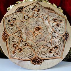 Медна чиния писана с цветя и орнаменти 20 см.