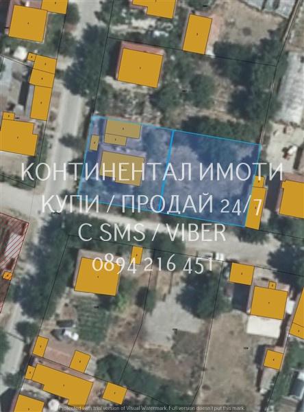 Код 63065. Дворно място 510м2, между къщи, ток и вода, близо до центъа