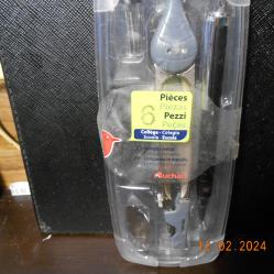 Auchan Compass box 6 Pieces - пергел с молив