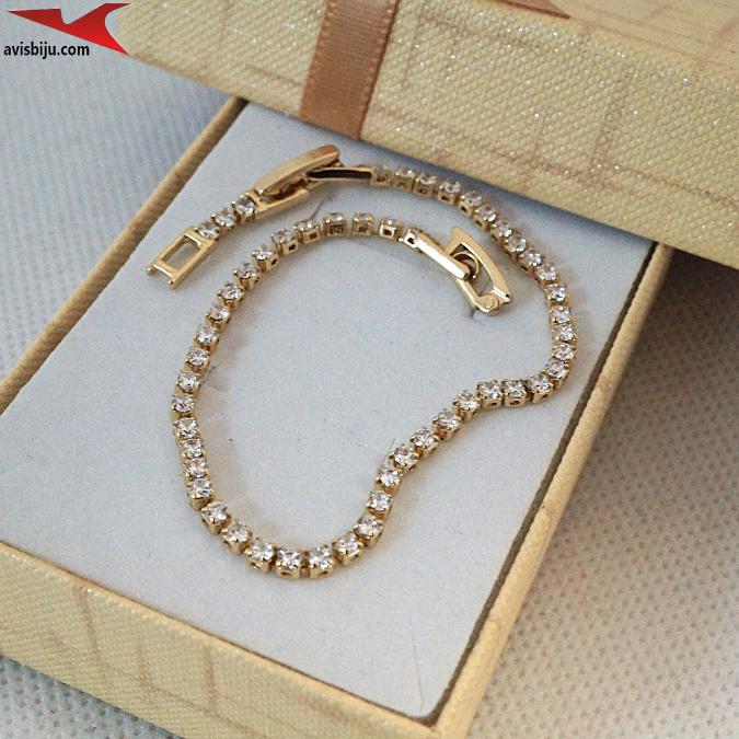 Гривна с 14К златно покритие и с цирконий