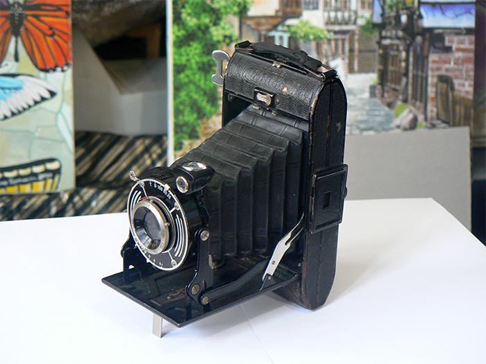 Стар мехов фотоапарат Balda Juwella. от 30-те години.