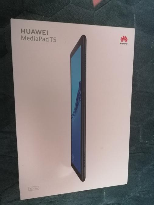 Таблет Huawei Mediapad T5 10.1 3 GB Ram, 32 GB Rom, Full HD, IPS
