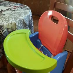 Бебешко столче за хранене и игра