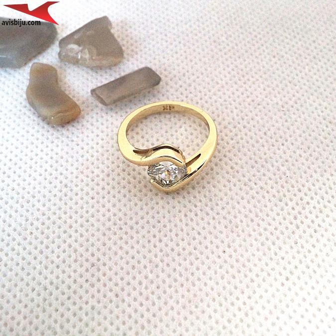 Пръстен с 14К златно покритие и с цирконий