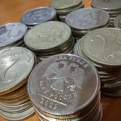 Лот от над 100бр. монети с номинал от 2 рубли