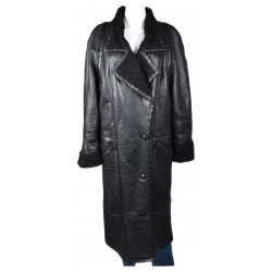 Модерно дамско палто от астраган