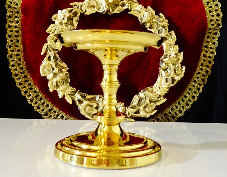 Позлатен бронзов свещник Partylite модел Falmouth.