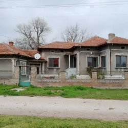 Продавам къща 33.000 Евро
