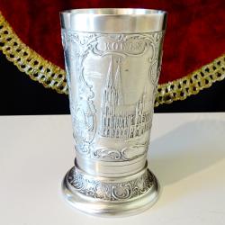 Чаша от калай с изображения от Кьолн.