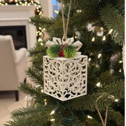 Коледни играчки за елха Winter White Elegance луксозни висящи деко