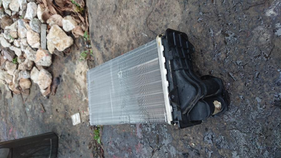 Радиатор парно пежо 206