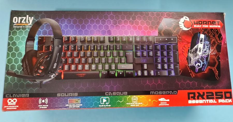 Гейминг комплект клавиатура, мишка, слушалки и подложка за мишката