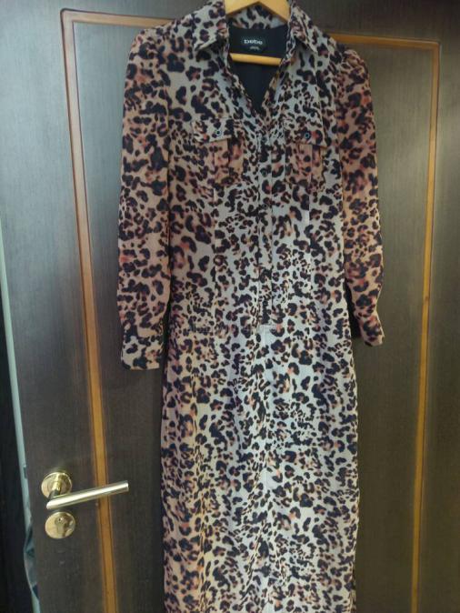 Рокля цвятът леопардов