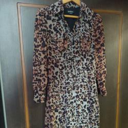 Рокля цвятът леопардов