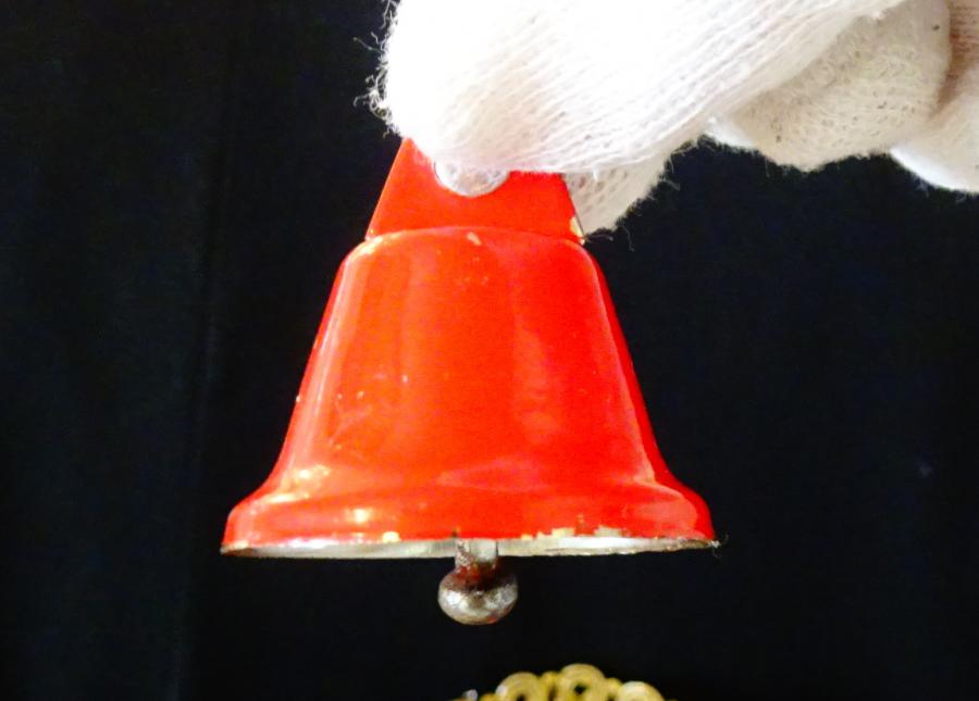 Камбанка, звънче с медено гласче.