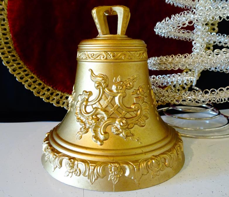Немска музикална камбана, механична латерна.
