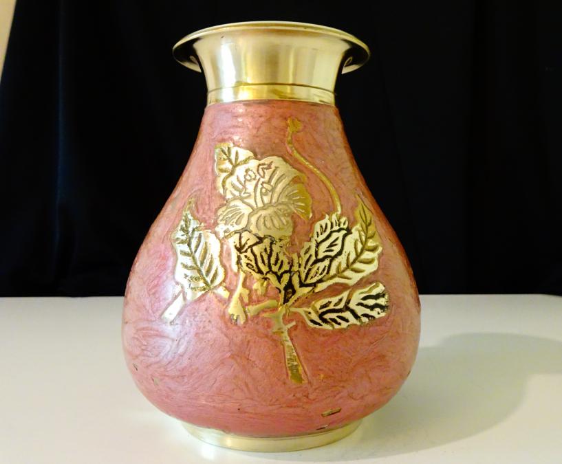 Бронзова ваза, гарафа, емайл, рози 730 гр.