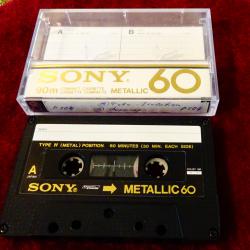 Sony Metallic аудиокасета с Toto Cutugno и Foreigner.