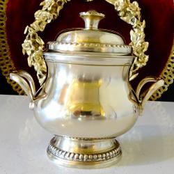 Бронзова захарница, Луи Xvi, перлен релеф.