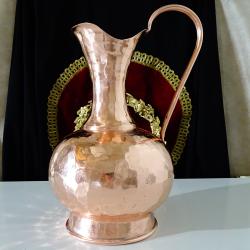 Медна кана за вино 2.5 л., кована чиста червена мед.