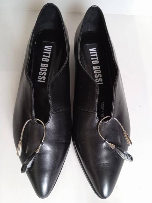 Обувки Vitto Rossi 38 разм