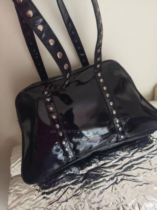 Чанта лачена изкуствена кожа