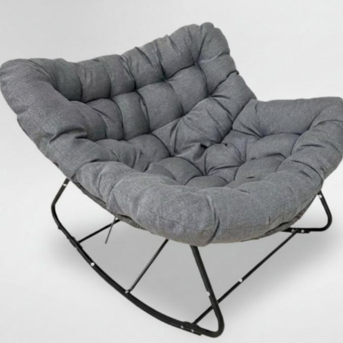 Люлеещ се стол Svinga - здрава стоманена рамка и мека възглавница