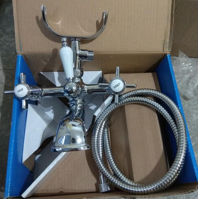 Чисто нова Викторианска смесителна батерия за вана, внос от Англия