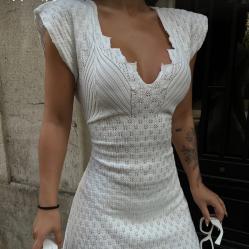 Бяла дамска рокля