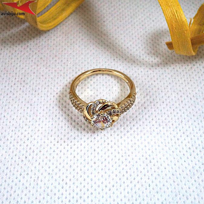 Пръстен с 14К златно покритие и с цирконий