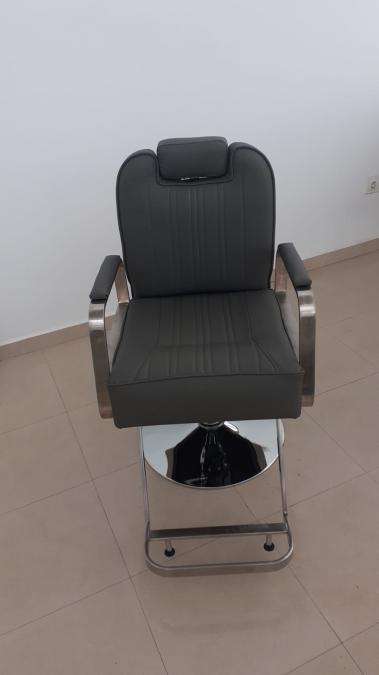 Бръснарски стол Neptuno - plateado - тъмно сив