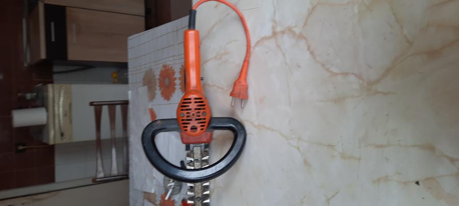 Продавам електрически храсторез