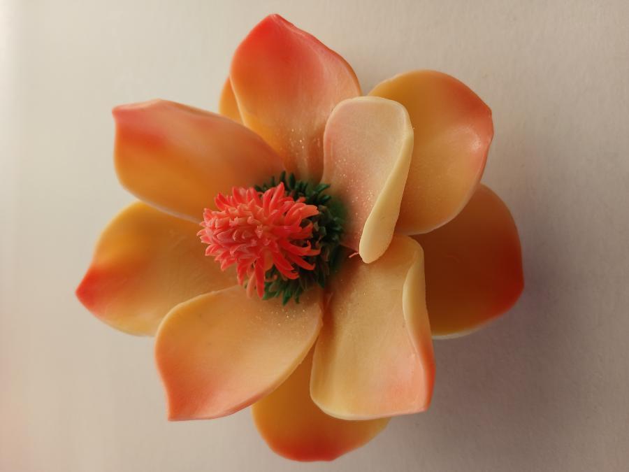 Декоративен ароматен сапун с форма нацвете магнолия, ръчна изработка