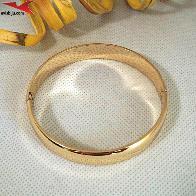 Гривна с 14К златно покритие