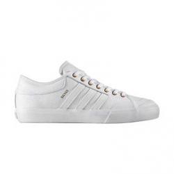 Намалени Спортни обувки Adidas Matchcourt Бяло