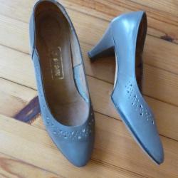 Дамски обувки - класически модел - 37и1 2 - 38