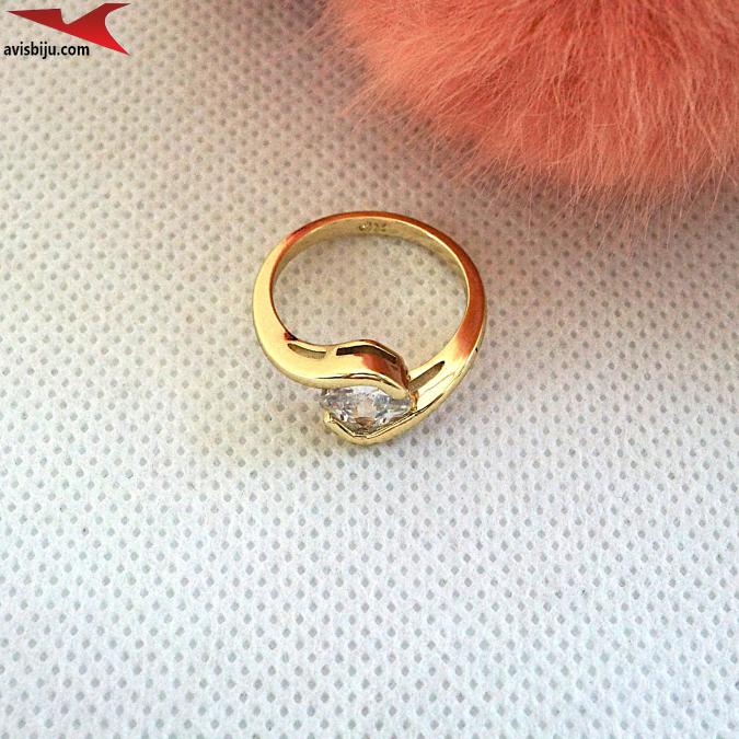 Пръстен с 14К златно покритие и с цирконий