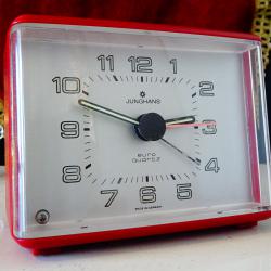 Настолен часовник с аларма, будилник Junghans.