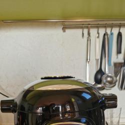 Продавам мултикукар Тefal Cook4me