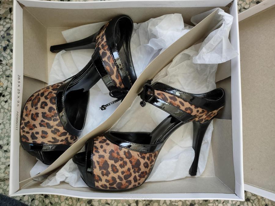 Обувки с леопардов принт