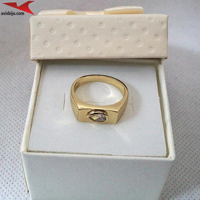 Пръстен с 14К златно покритие и с цирконий