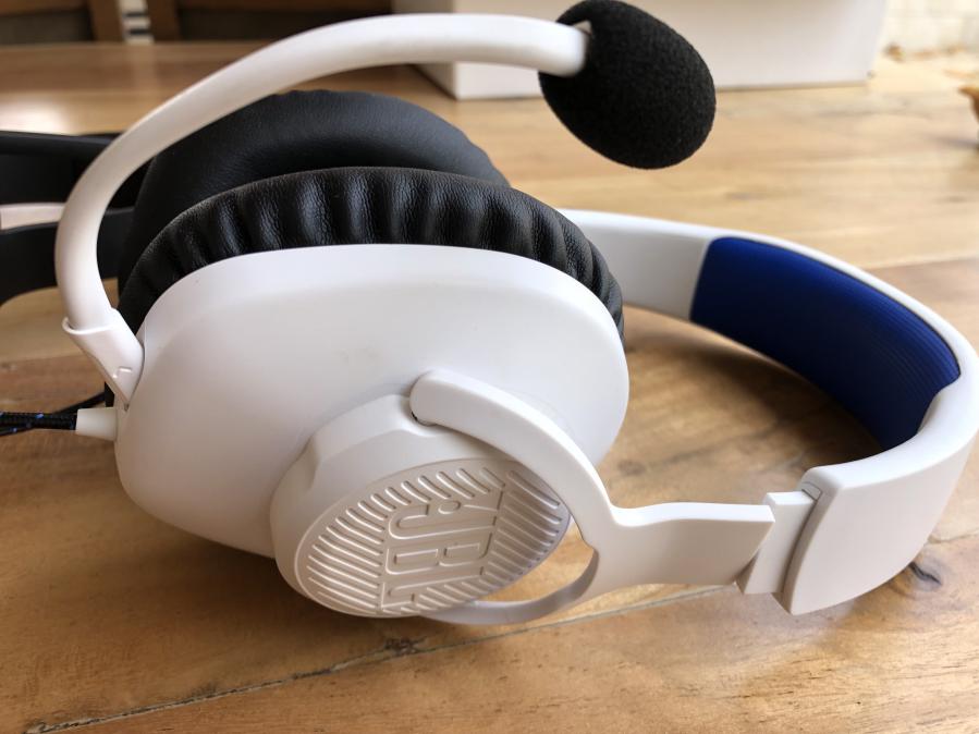 Гейминг слушалки JBL