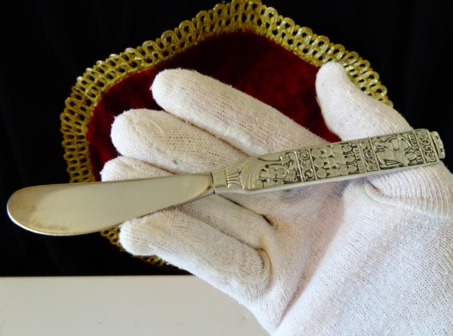 Нож за масло, калаена дръжка, викинги, драконов кораб.