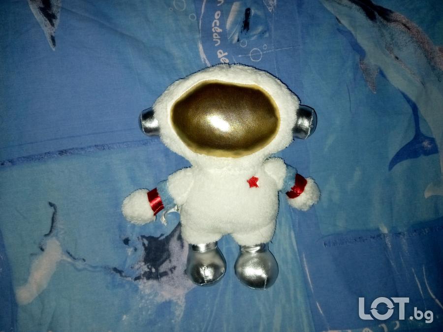 Играчка плюшен Космонавт