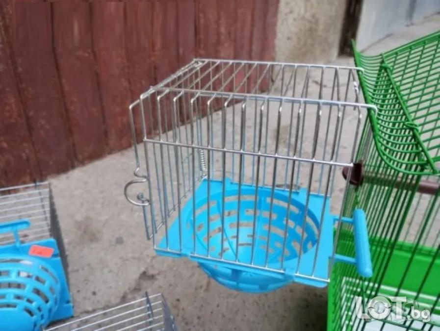 Външно гнездо за канари и папагали размери см 12  11  16 - 100мм