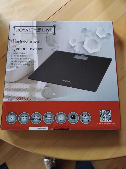 Домакинки кантар за телесно тегло до 180кг с LCD дисплей